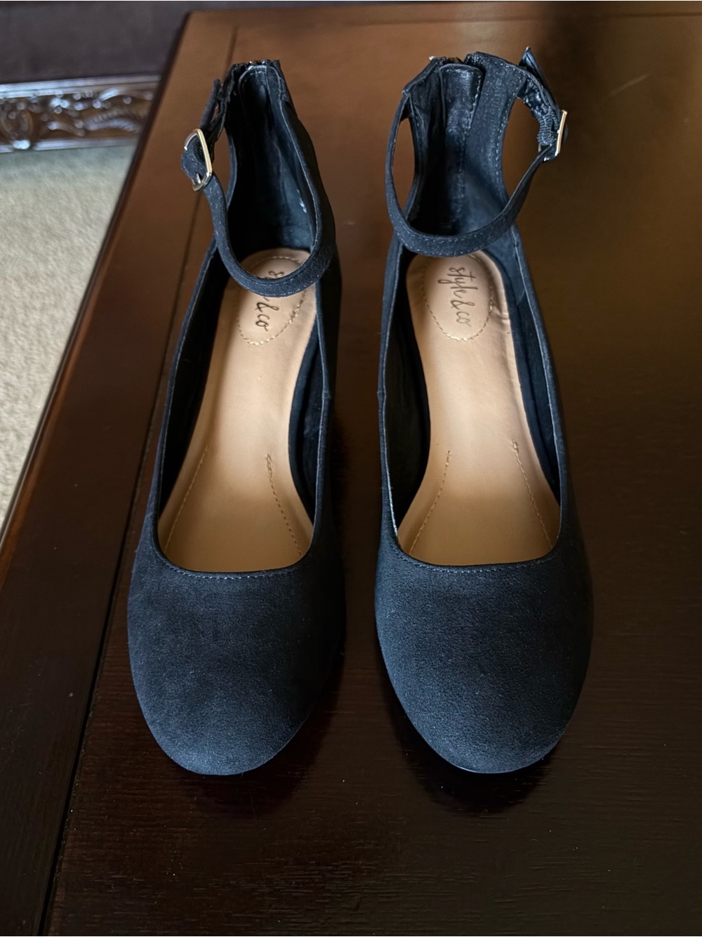 New Style & Co. Black Suede Round Toe Ankle Strap Buckle Pumps Women’s 6.5
